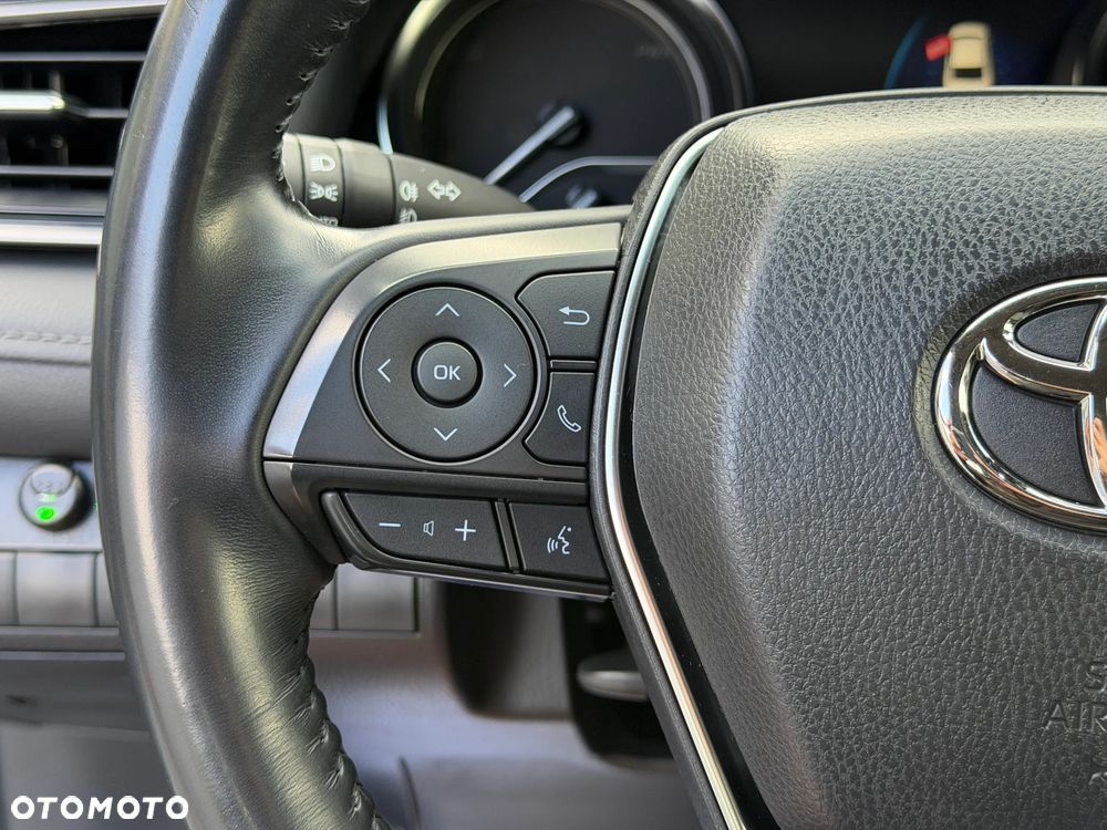 Toyota Camry 2.5 Hybrid Comfort CVT - 17