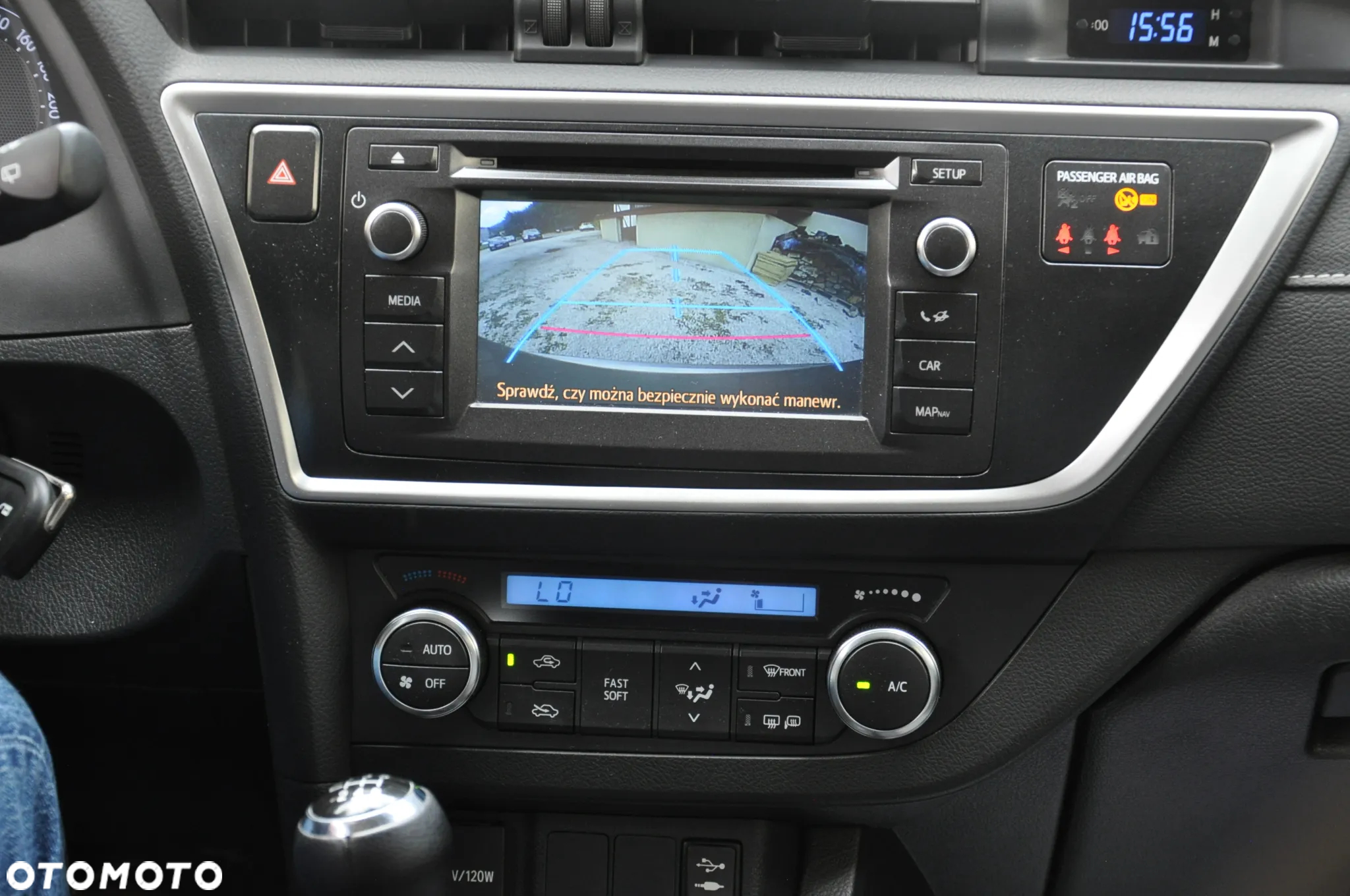 Toyota Auris - 15