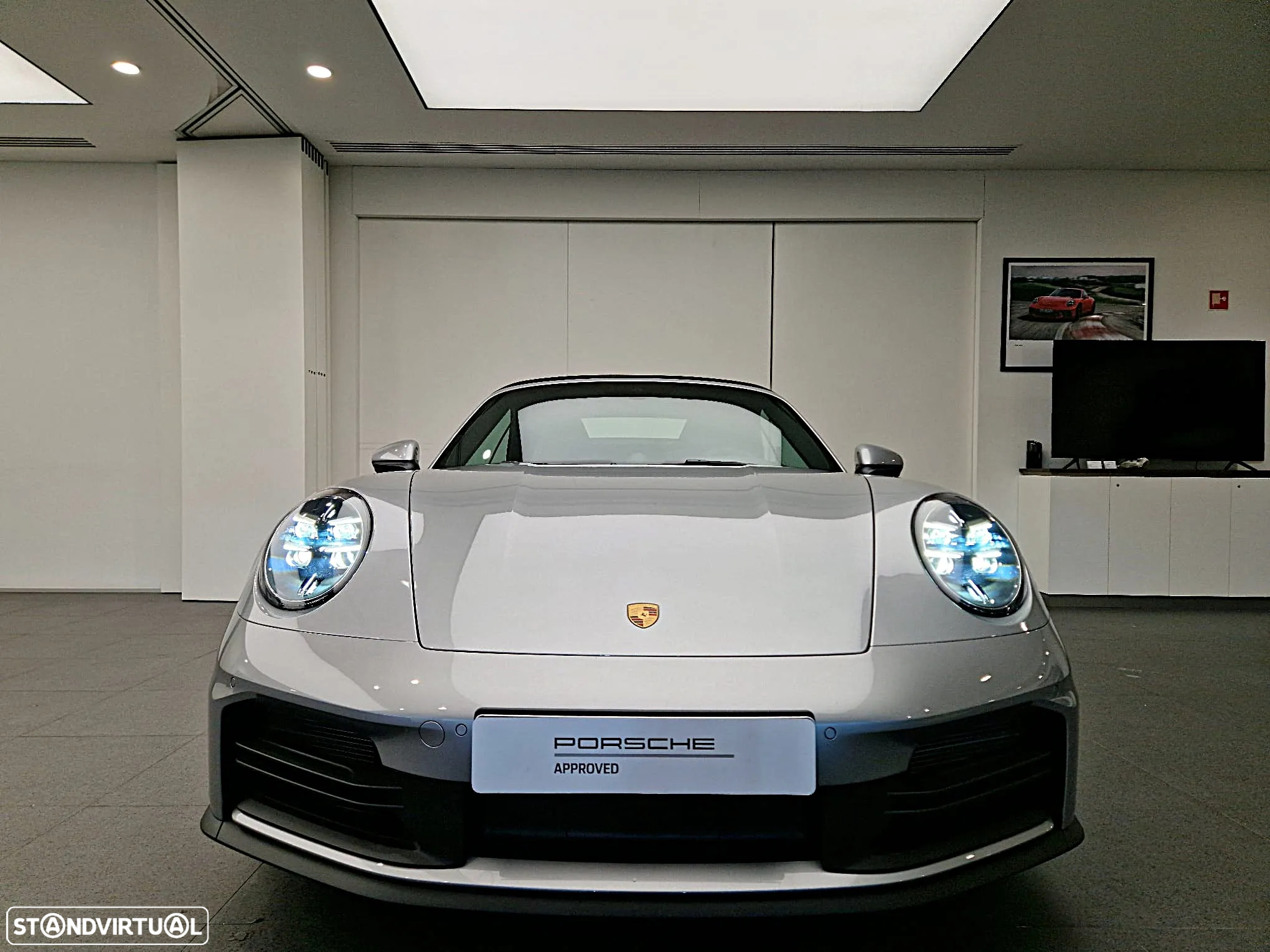 Porsche 911 (992) Carrera - 11