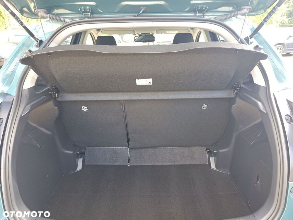 Toyota Yaris Hybrid 1.5 Style - 14