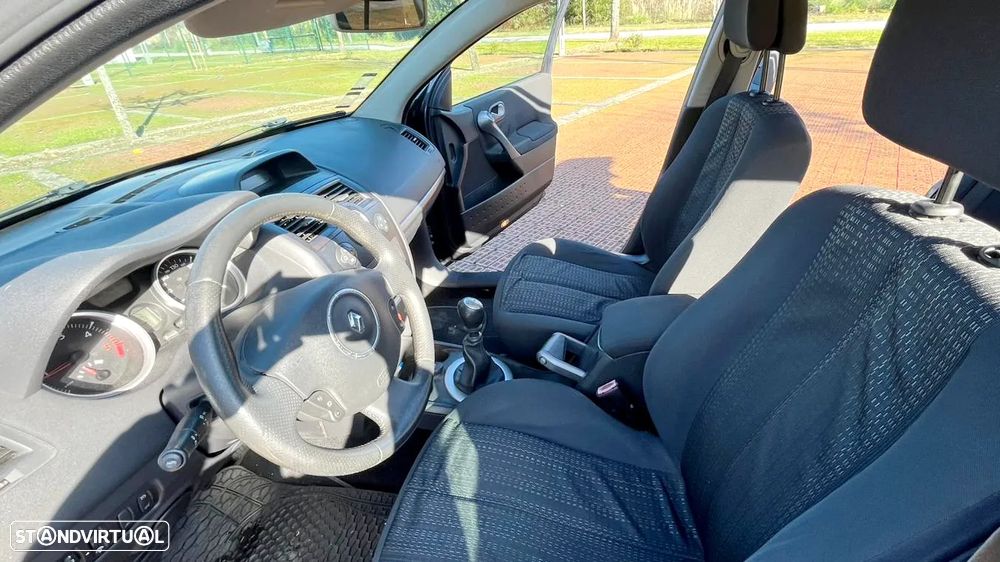 Renault Mégane Break 1.5 dCi Dynamique - 8