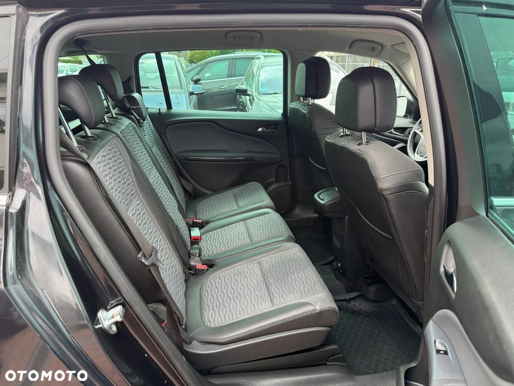 Opel Zafira Tourer 2.0 CDTI Active - 28