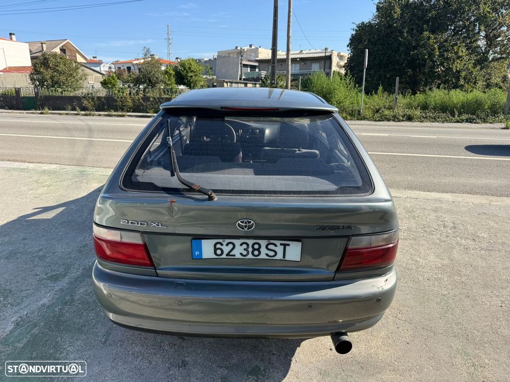 Toyota Corolla - 6