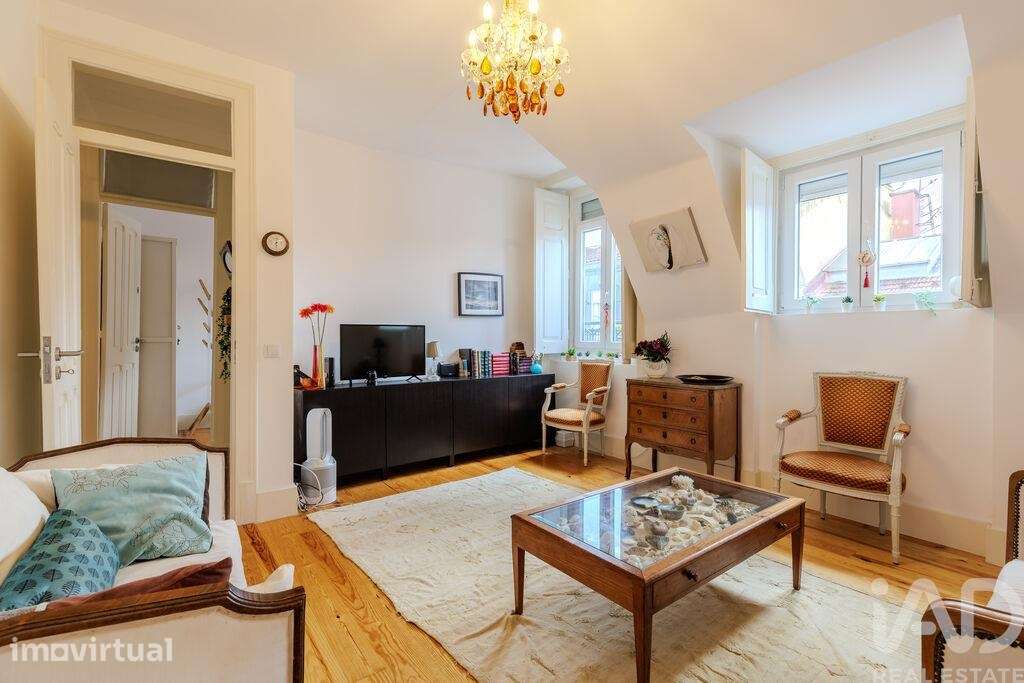 Apartamento T2 em Penha de França de 85 m2 - Grande imagem: 3/35