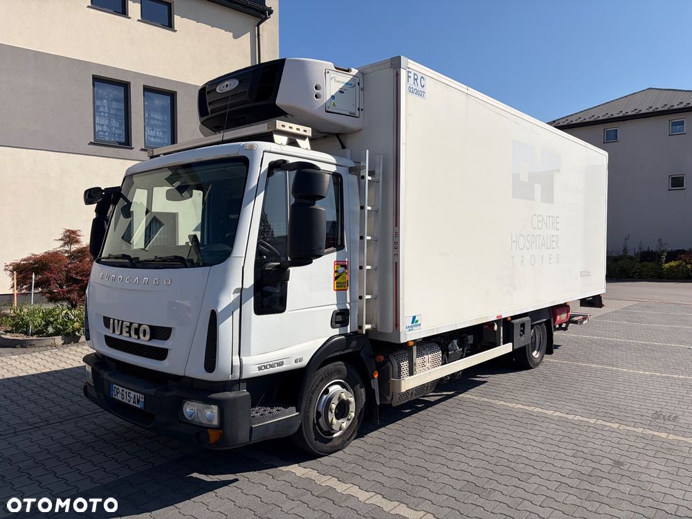 Iveco EUROCARGO 100E18  chłodnia  izoterma 15 palet poduszka - 2