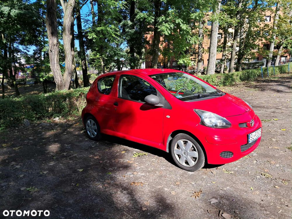 Toyota Aygo 1.0 VVT-i Terra EU5 - 2