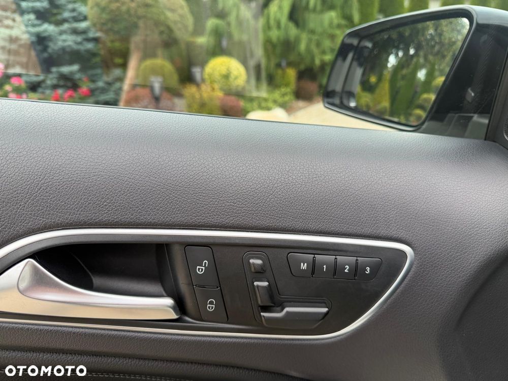 Mercedes-Benz GLA 45 AMG 4Matic 7G-DCT - 20