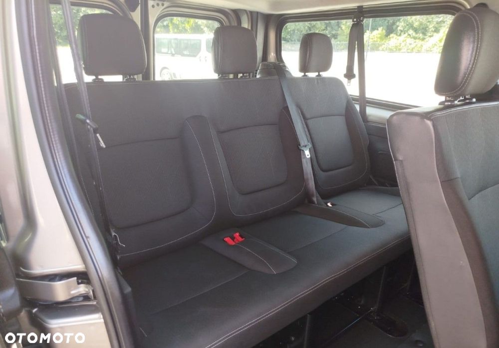Renault Trafic - 22
