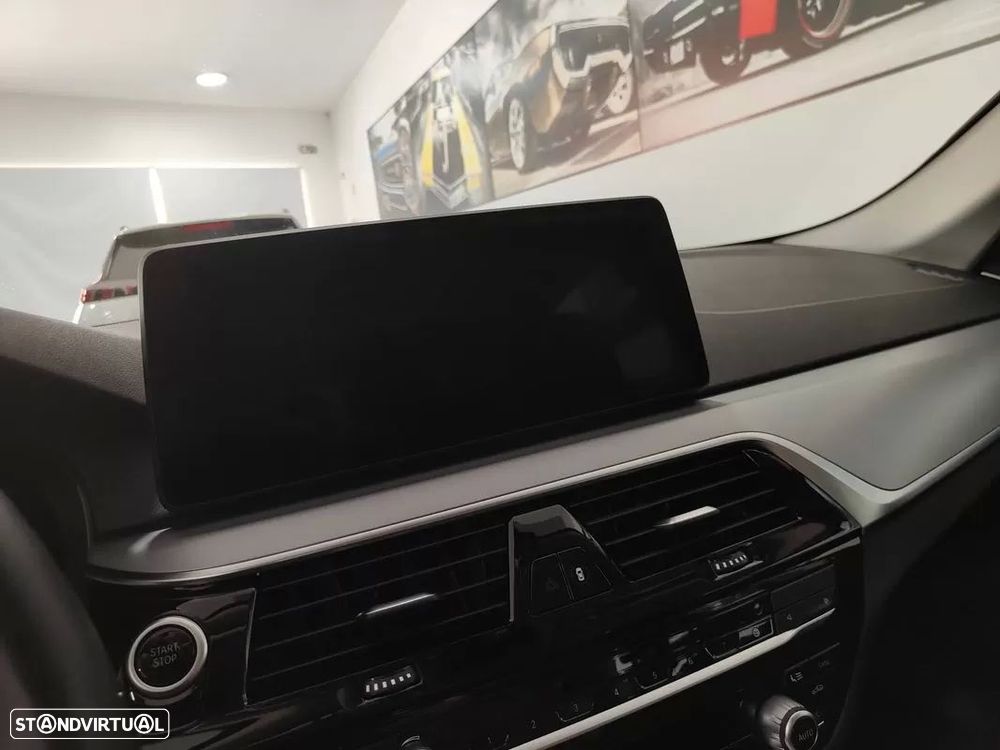 BMW 520 e Line Luxury - 47