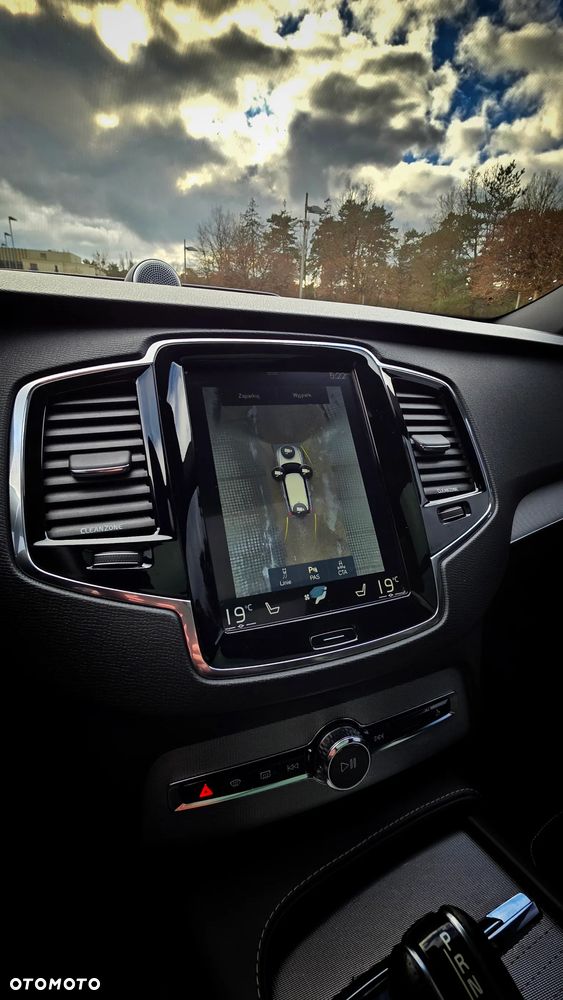 Volvo XC 90 T6 AWD Geartronic RDesign - 22