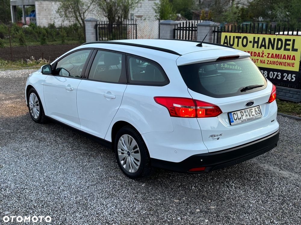 Ford Focus - 23