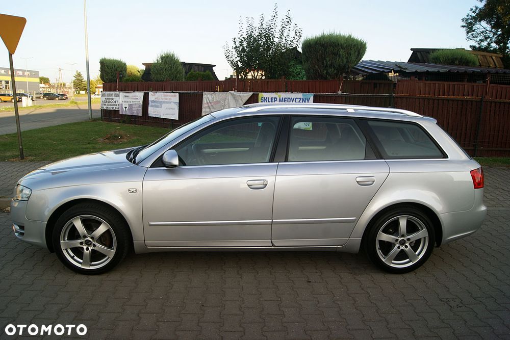 Audi A4 Avant 2.0 TDI - 11