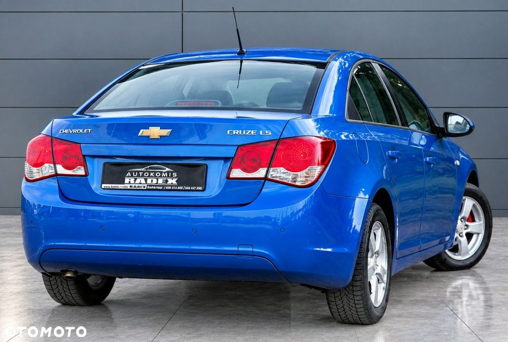 Chevrolet Cruze 1.6 LS - 7
