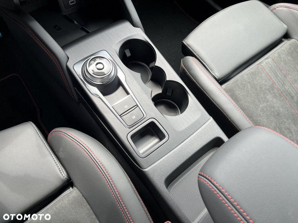 Ford Kuga - 17