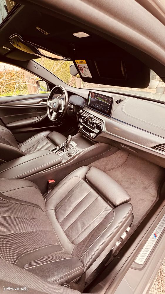 BMW 530 e Pack Desportivo M - 20