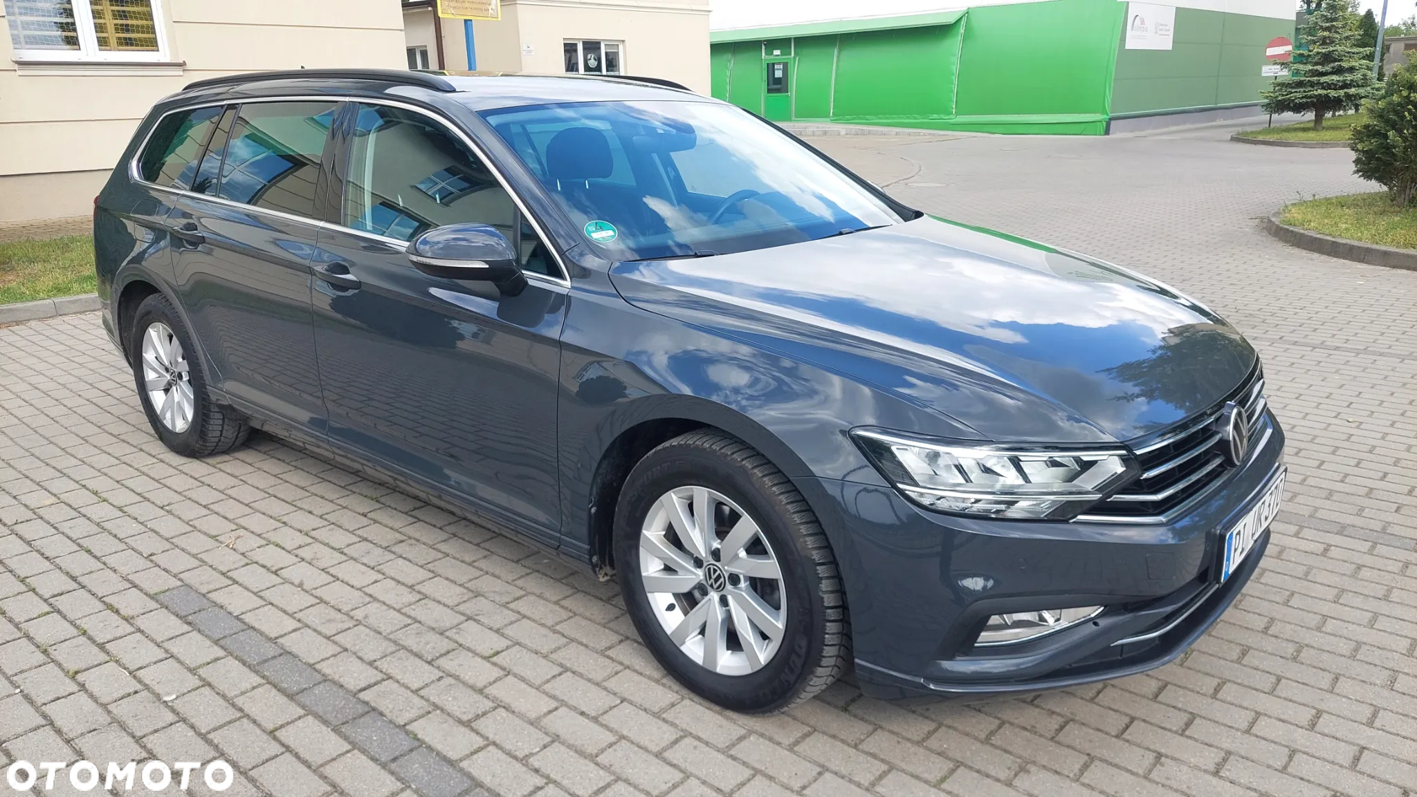 Volkswagen Passat - 19