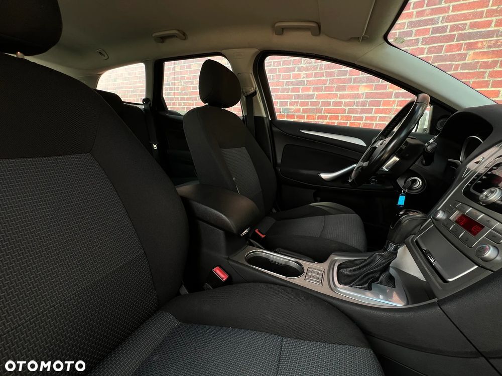 Ford Mondeo - 15