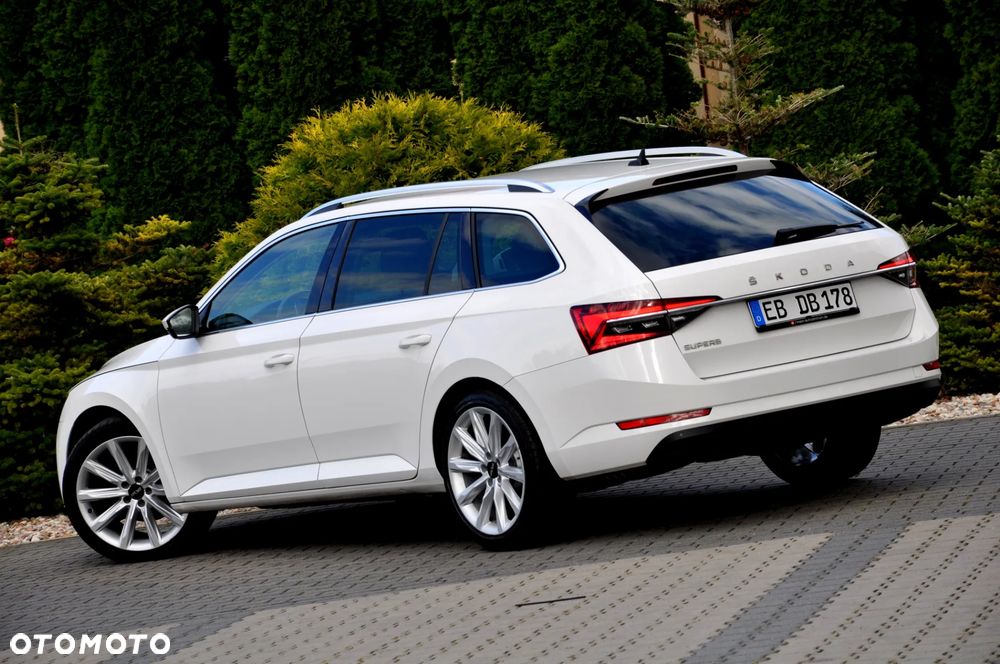 Skoda Superb 2.0 TDI DSG Premium Edition - 18