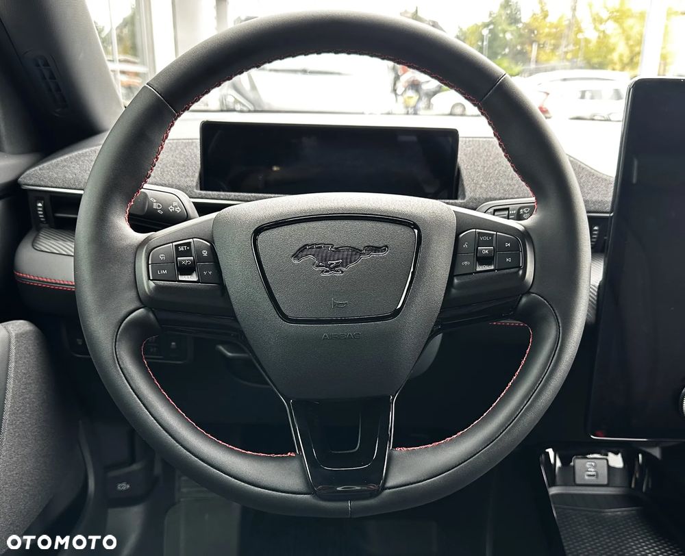 Ford Mustang Mach-E 75kWh AWD Premium - 12