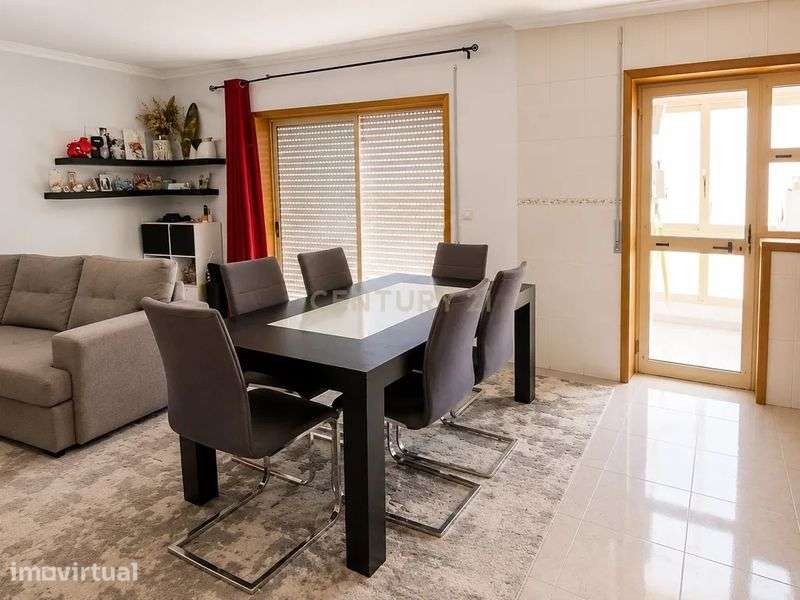Venda apartamento T2 em Cabeçudos - Vila Nova de Famalicão - Grande imagem: 2/9