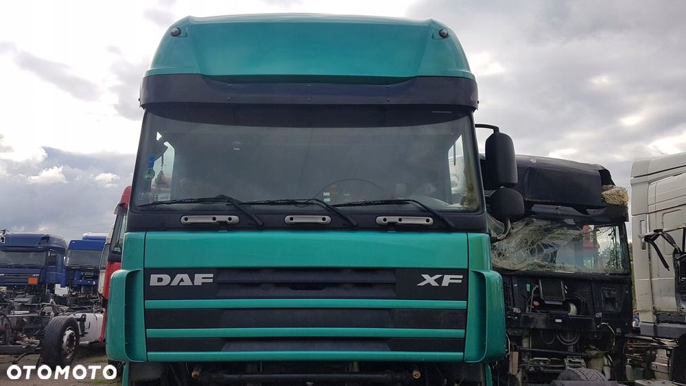 KABINA KOMPLETNA DAF 105 XF - 1