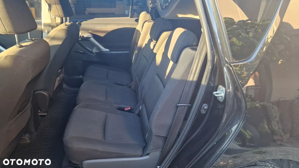 Toyota Verso - 6