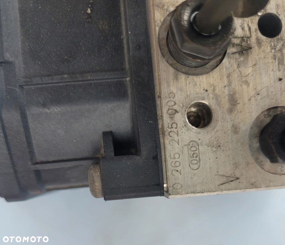 POMPA ABS BMW E39 M57D25 2.5D 6758971 - 3