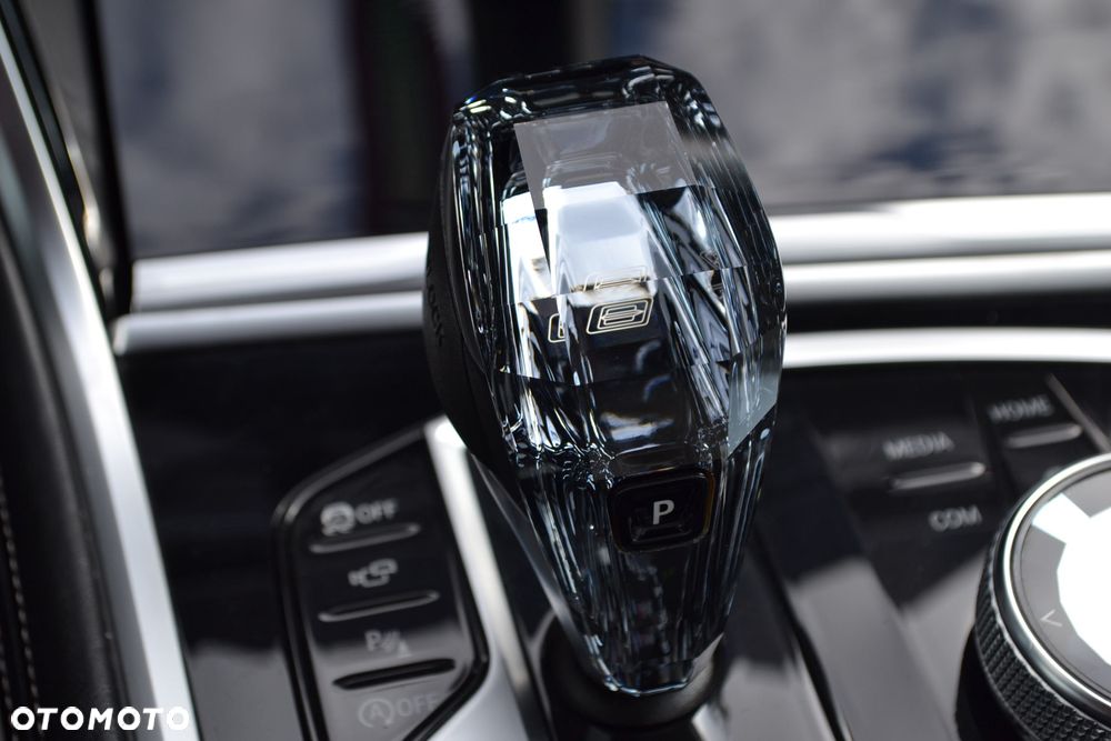 BMW Seria 8 M850i xDrive - 20