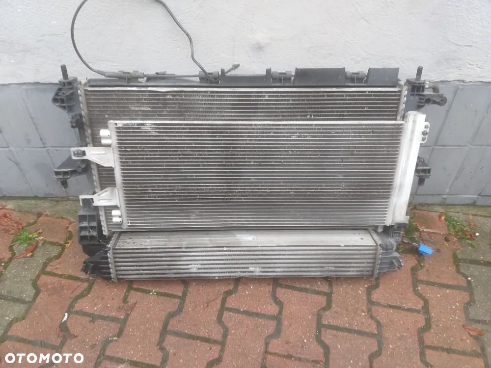 Fiat Ducato 2.3 130km 2014-2022r Komplet chlodnic wentylatory