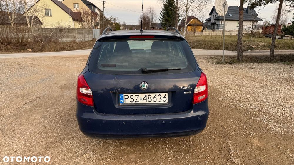 Skoda Fabia - 6