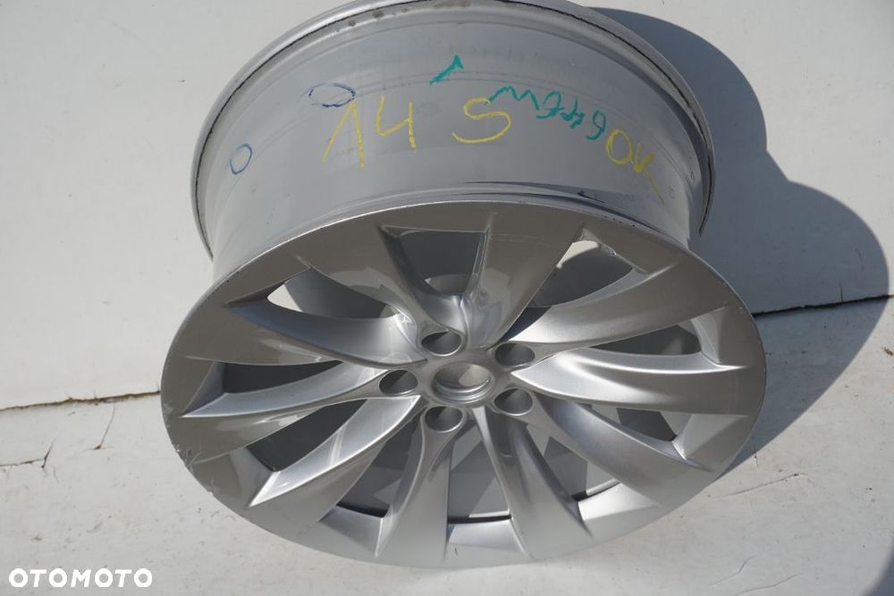 Tesla 5x120 20'' 10J et35 102722500B - 5