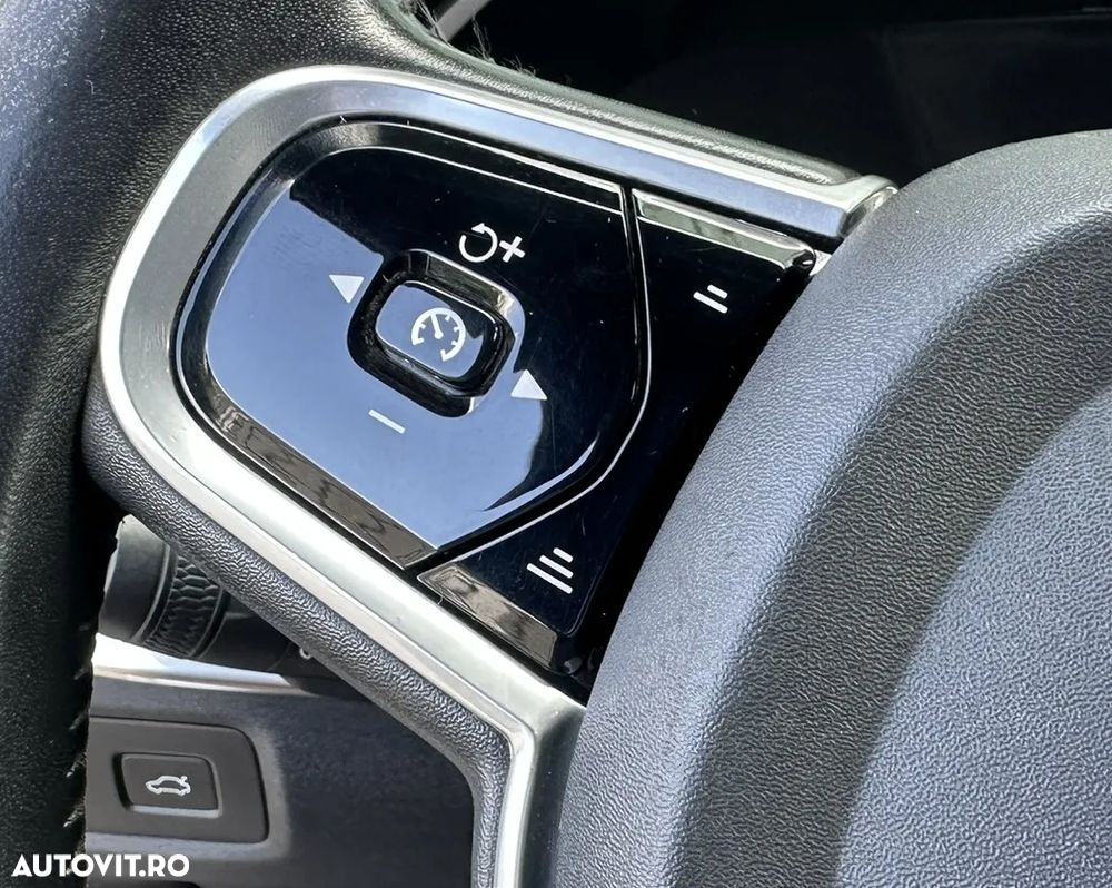 Volvo V90 - 40