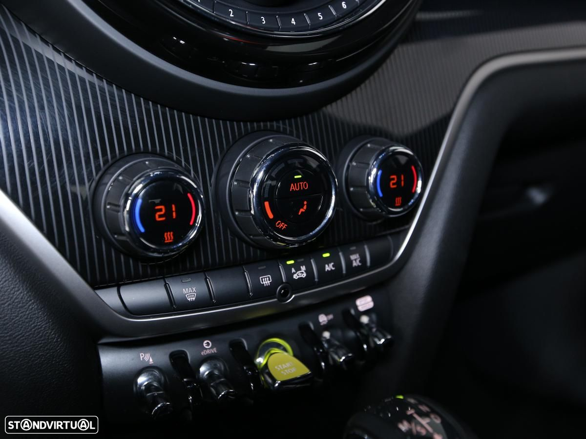 MINI Countryman Cooper SE ALL4 Auto - 22