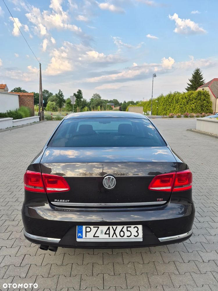 Volkswagen Passat 1.8 TSI Highline - 7