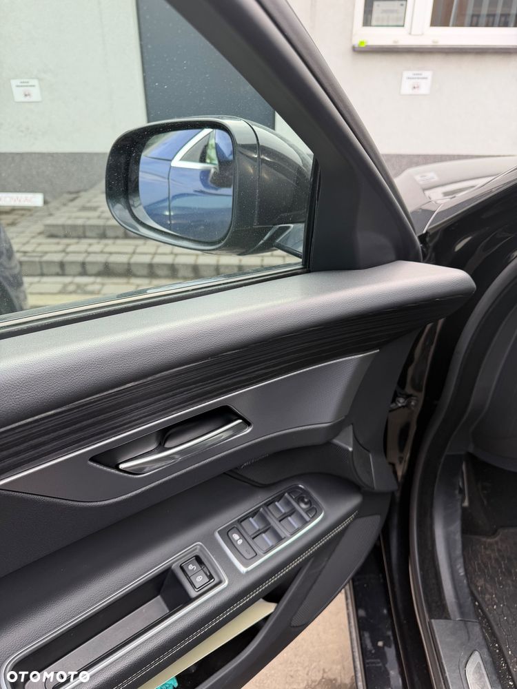 Jaguar XF 2.0 i4D AWD R-Sport - 31