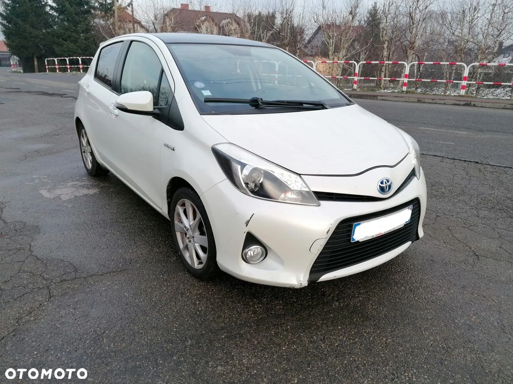 Toyota Yaris - 15