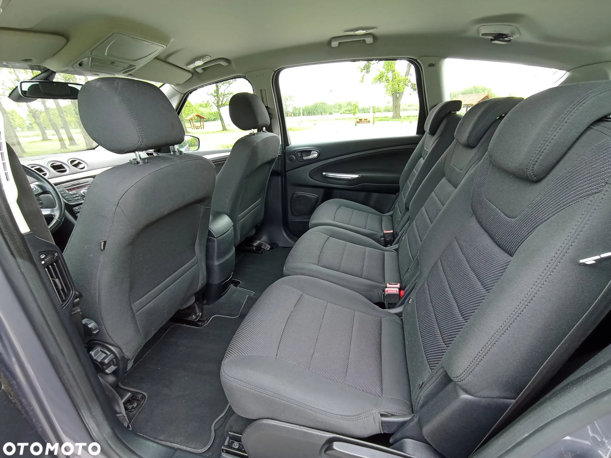 Ford S-Max - 25