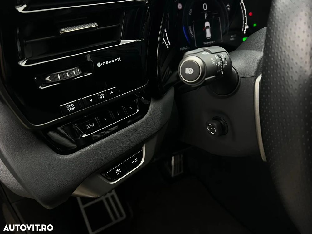 Lexus Seria RX 500h Performance F-Sport - 17