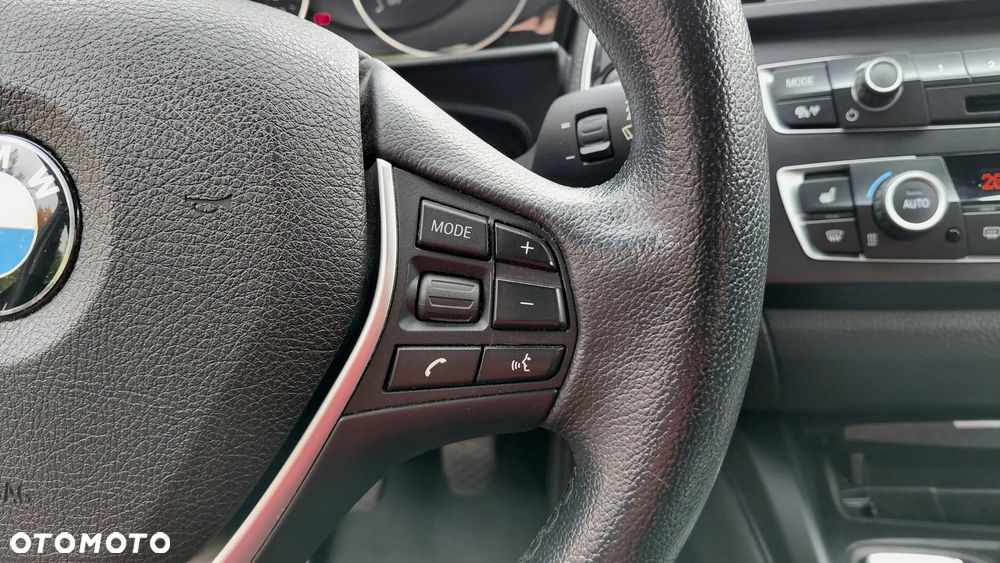 BMW Seria 1 118i Sport Line - 28