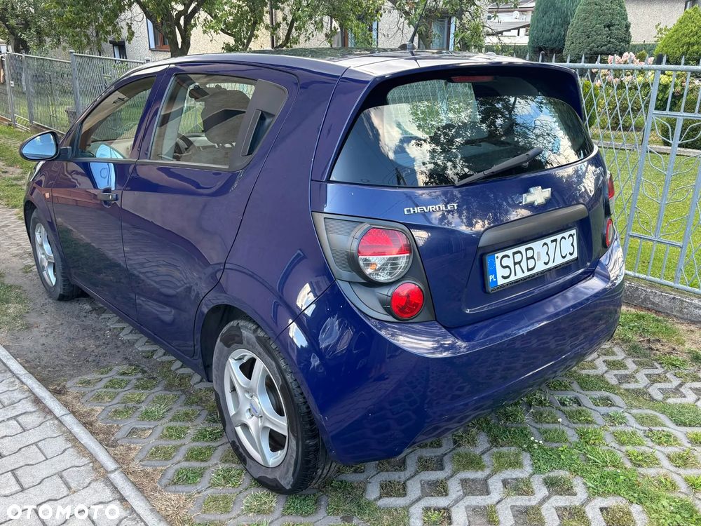 Chevrolet Aveo - 3