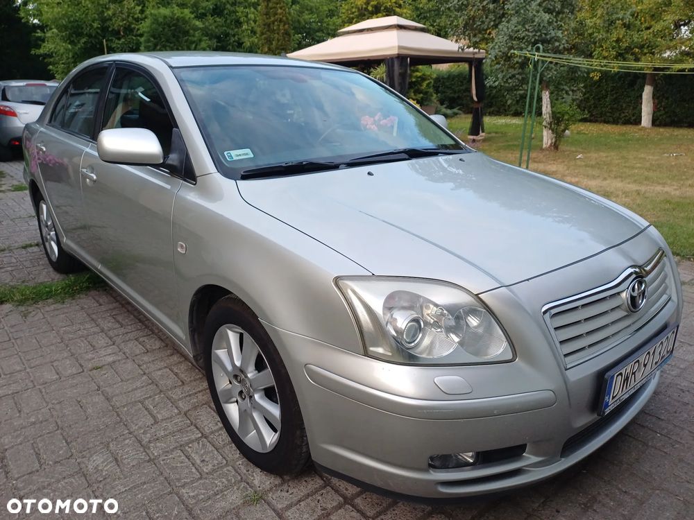 Toyota Avensis 2.0 VVT-i Edition - 1