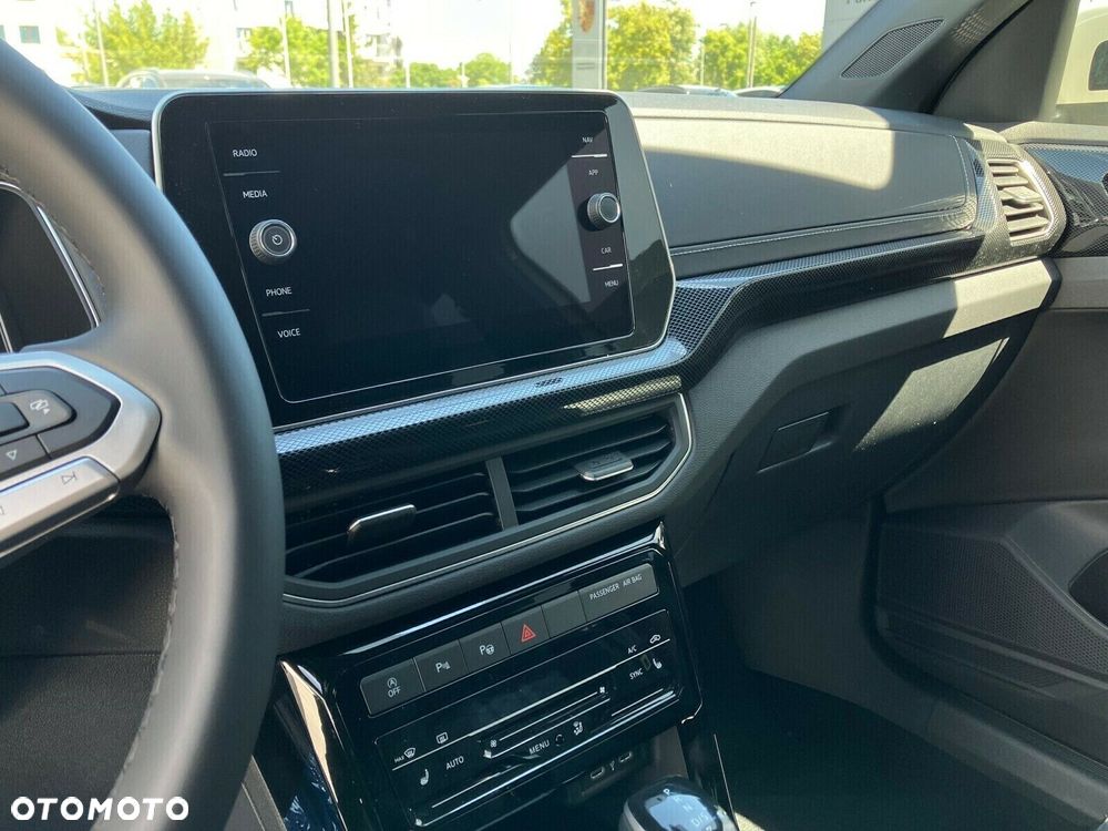 Volkswagen T-Cross - 16