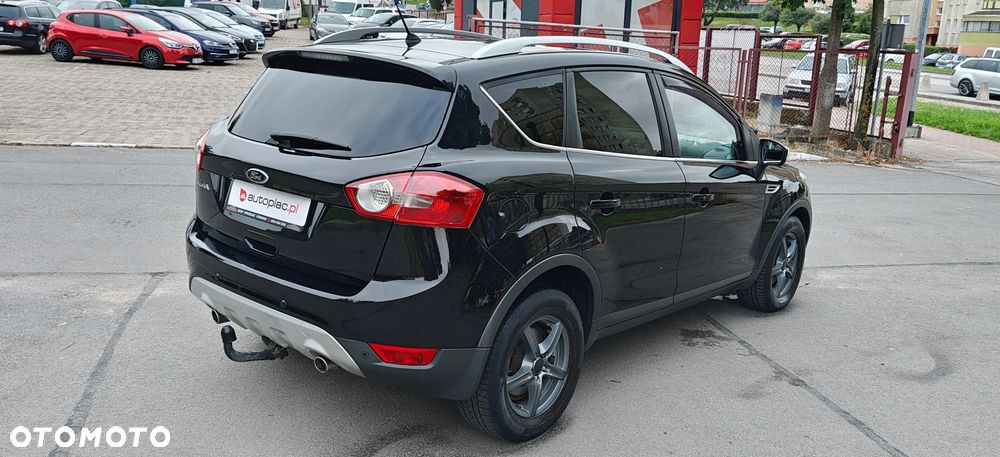 Ford Kuga 2.0 TDCi 4x4 Titanium - 6