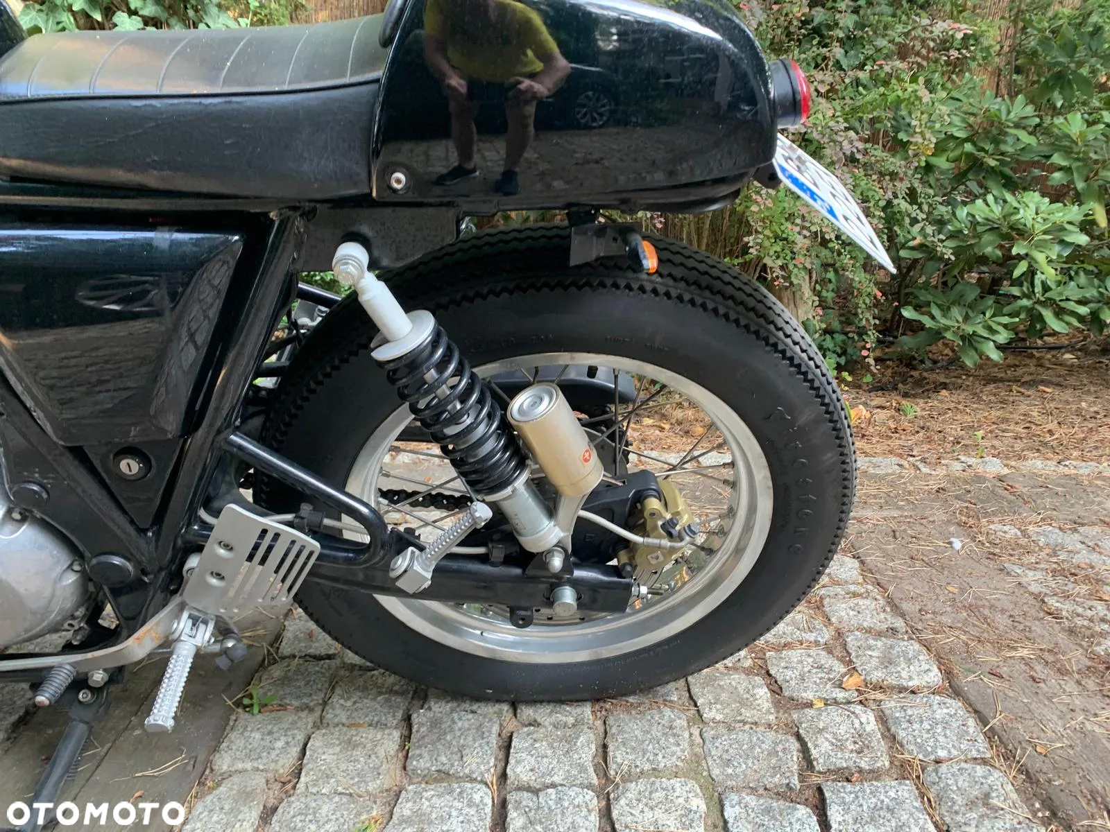 Royal Enfield Continental - 4