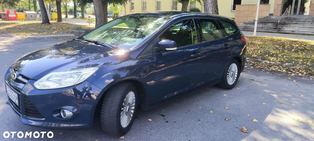 Ford Focus 1.6 Trend - 18