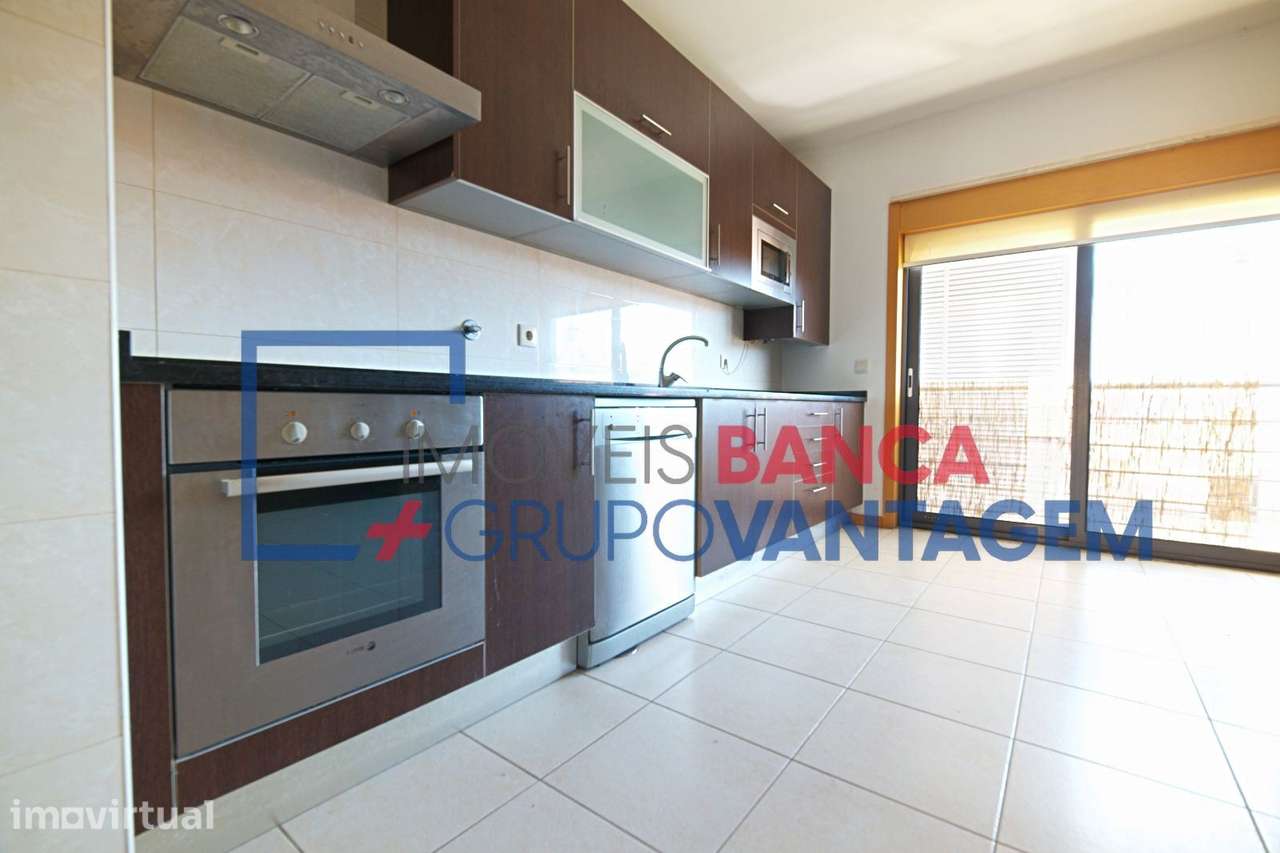 Pinhal Novo  Apartamento T3 com 2 lugares de Estacionamento! - Grande imagem: 4/30