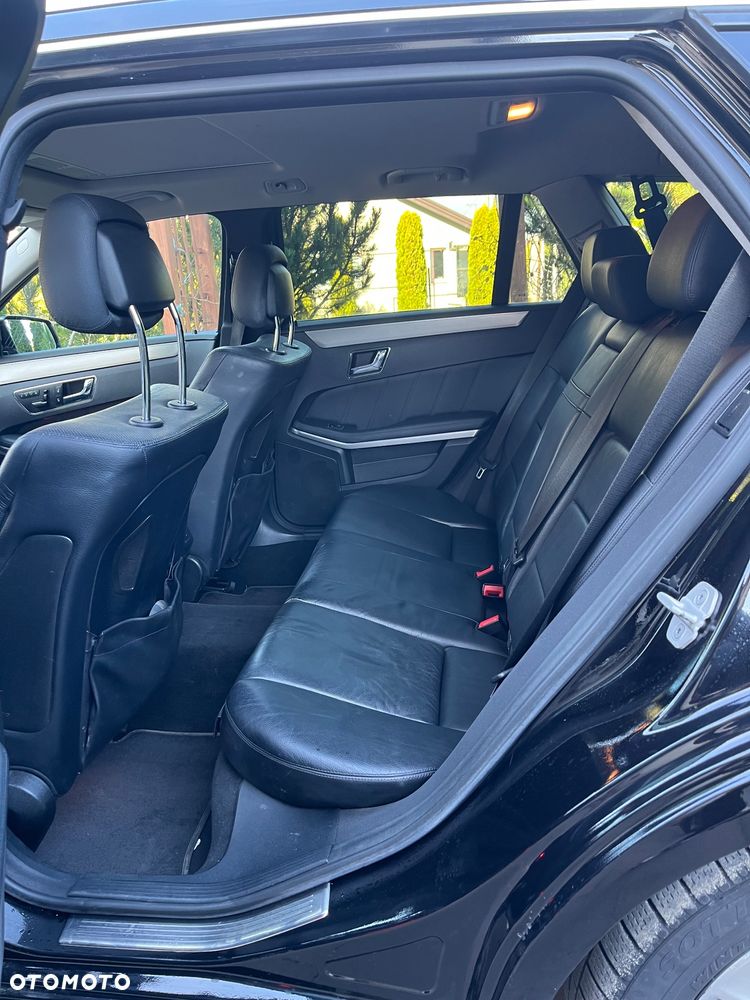 Mercedes-Benz Klasa E 350 CDI DPF 4Matic BlueEFFICIENCY 7G-TRONIC Avantgarde - 10