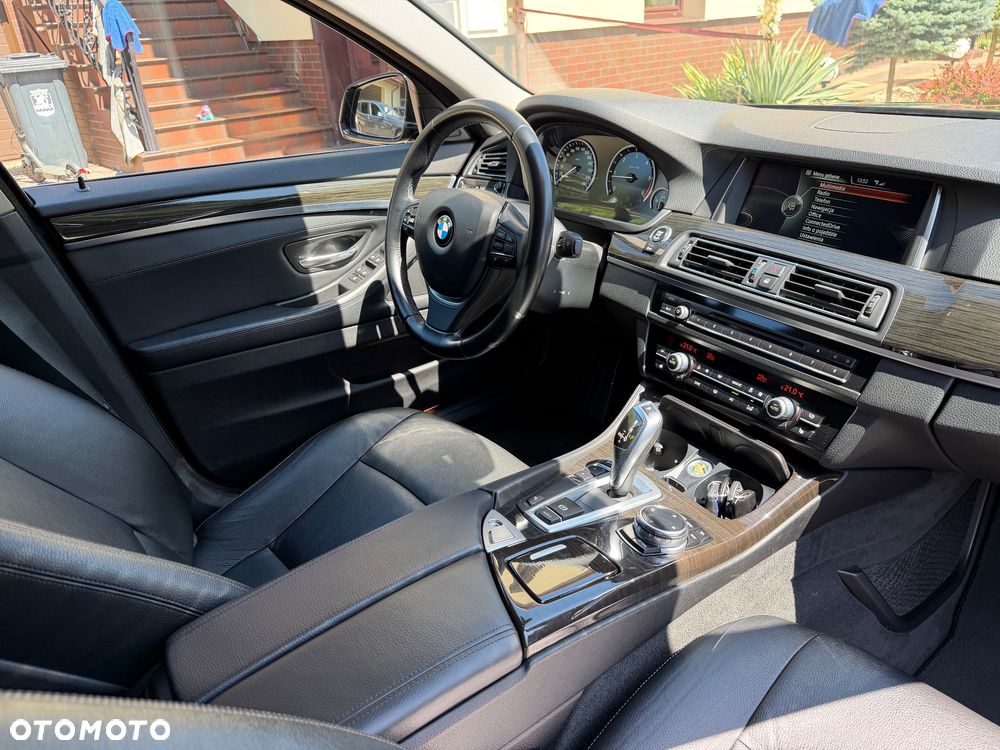 BMW Seria 5 520d Luxury Line - 6
