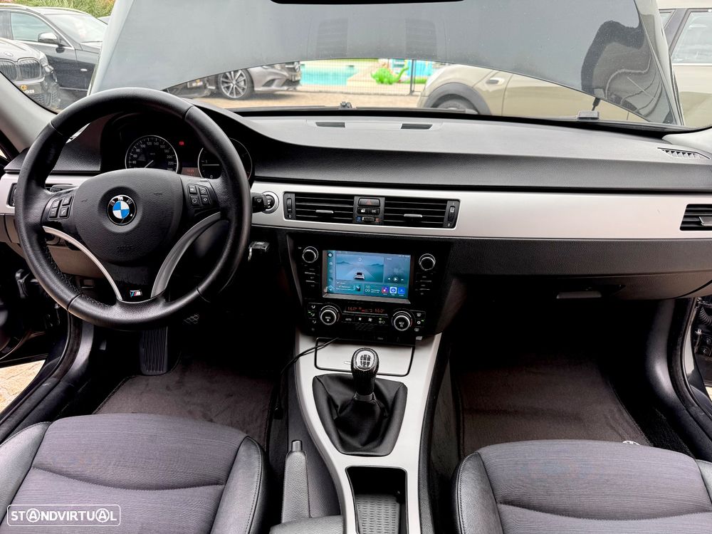 BMW 320 d Sport - 49