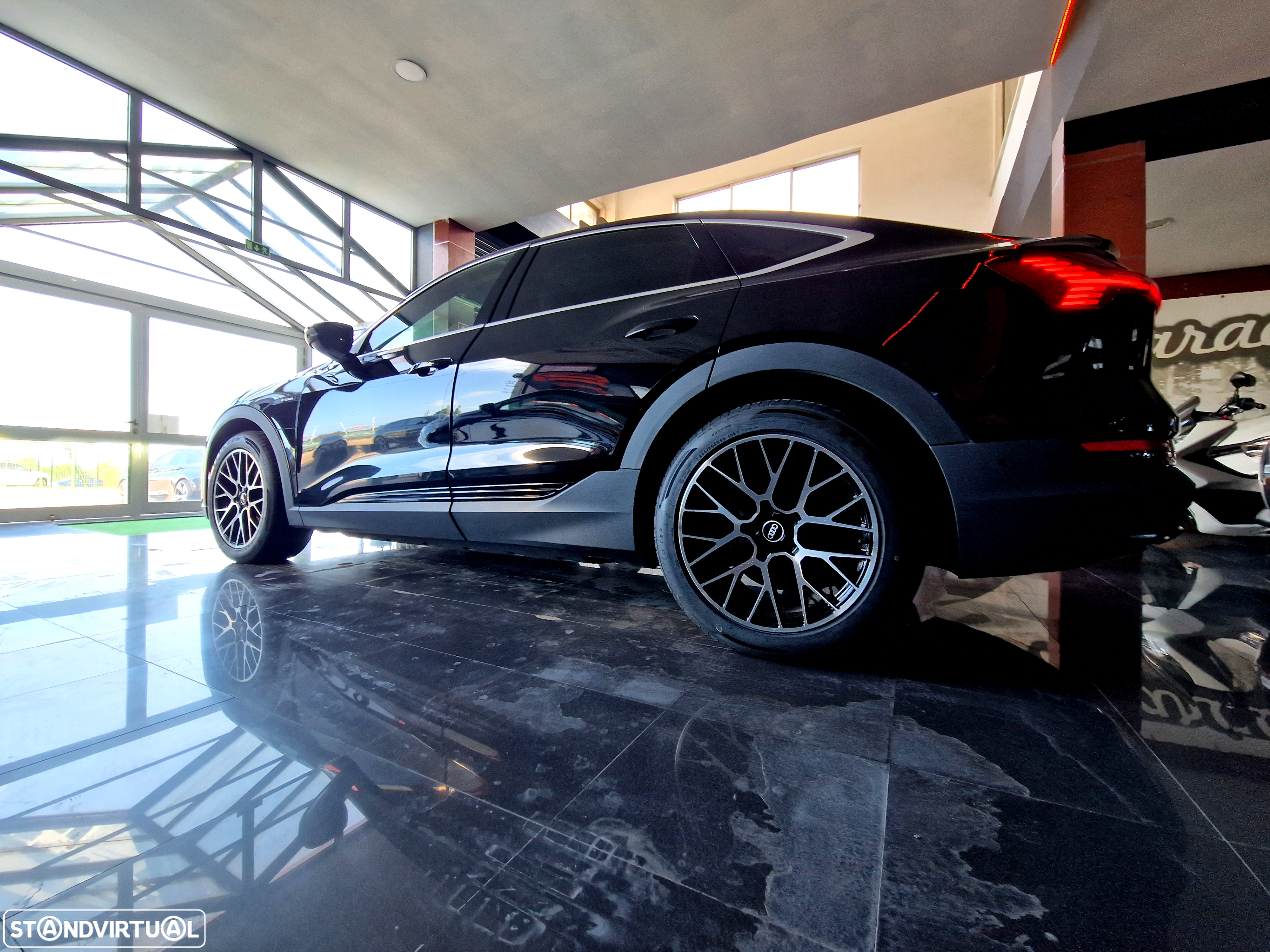 Audi e-tron Sportback 50 quattro Advanced - 11